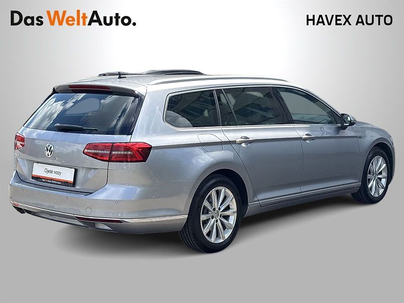 Volkswagen Passat (2018) Variant 2.0 TDI 4Motion DSG Hi - fotka 2 z 27