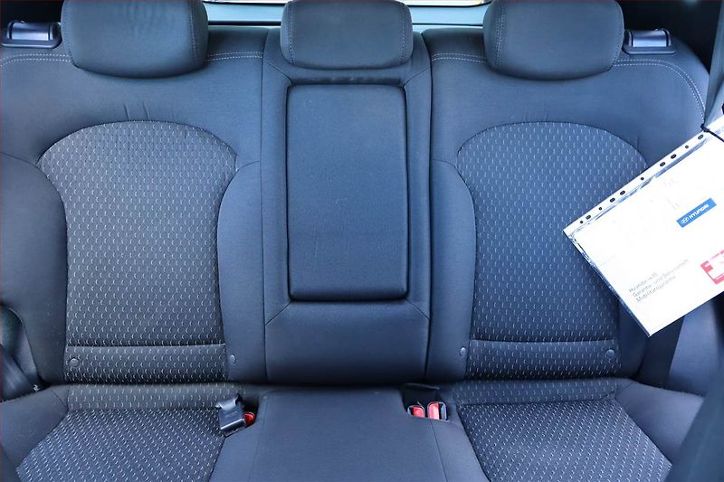 Hyundai ix35 (2012) 2.0 CRDi, 4X4, Serv.kniha - fotka 10 z 21