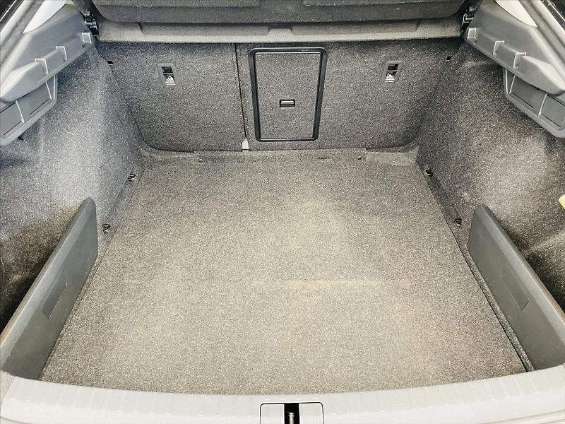 Škoda Octavia 1,5 TSI 110kW Ambition Plus - fotka 23 z 24
