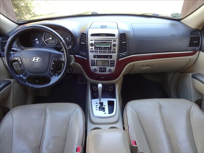 Hyundai Santa Fe 2.2 CRDI 114kW 4x4 AUTOMAT - fotka 32 z 55