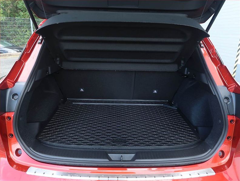 Nissan Qashqai (2025) N-Connecta 1.3 DIG-T MHEV - fotka 14 z 22