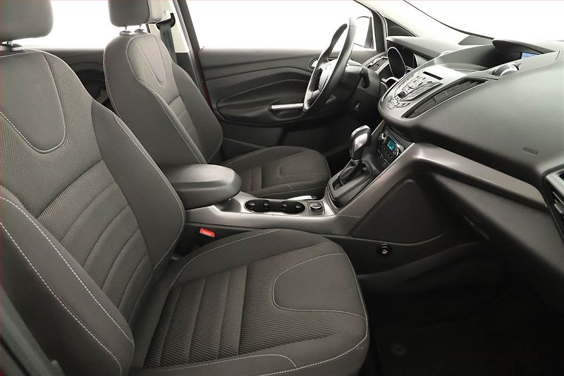 Ford Kuga (2016) 2.0 TDCi, 4X4, Automat - fotka 7 z 15