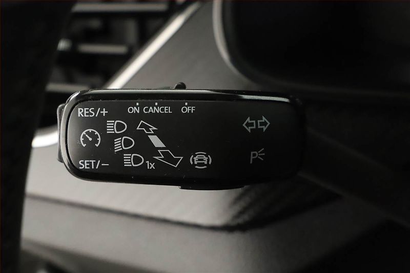 Škoda Kamiq (2020) 1.0 TSI, Serv.kniha, Kůže - fotka 18 z 20