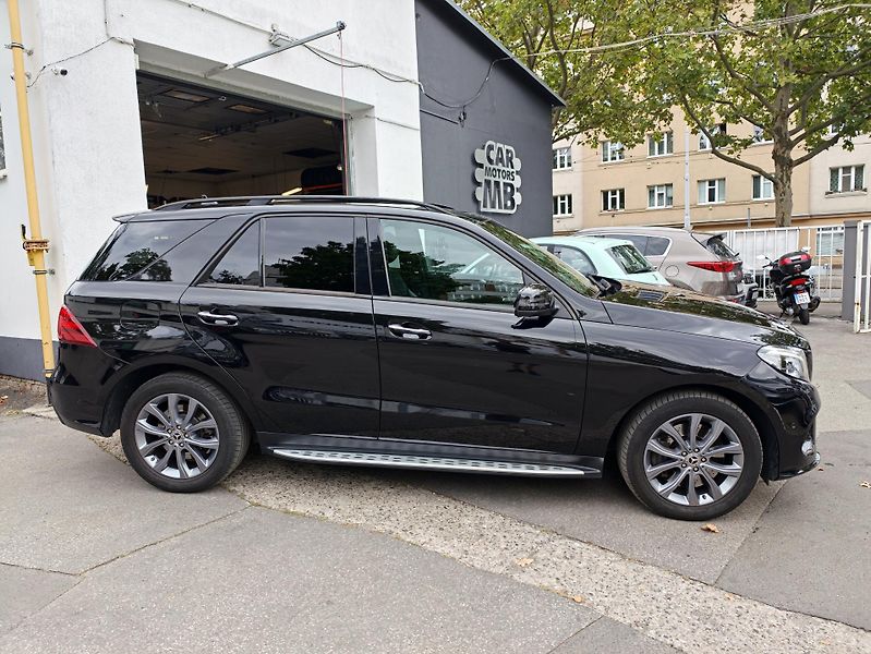Mercedes-Benz GLE 350d 4M Plná výbava,2.maj - fotka 4 z 34