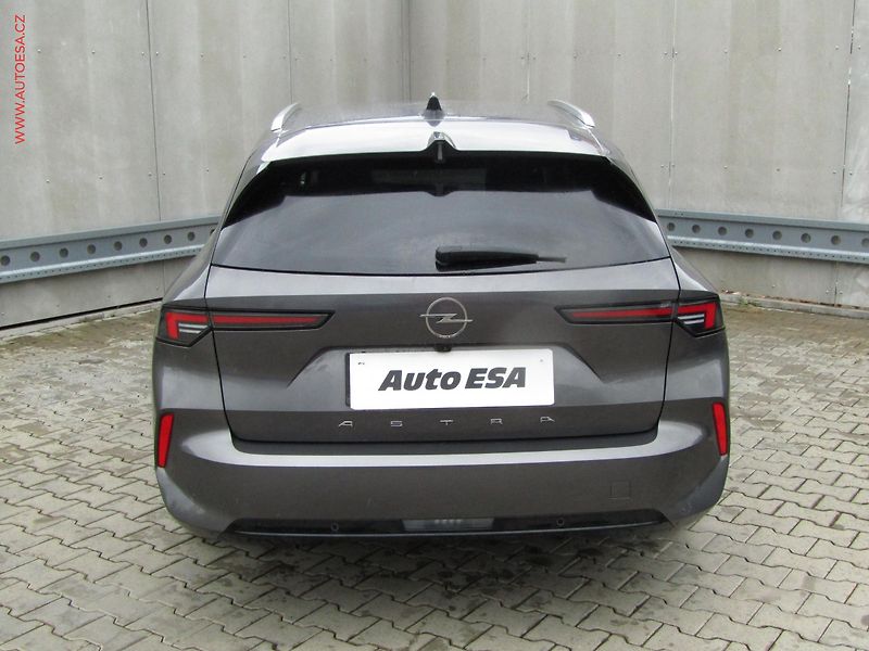Opel Astra (2023) 1.5 CDTi, Elegance - fotka 5 z 22