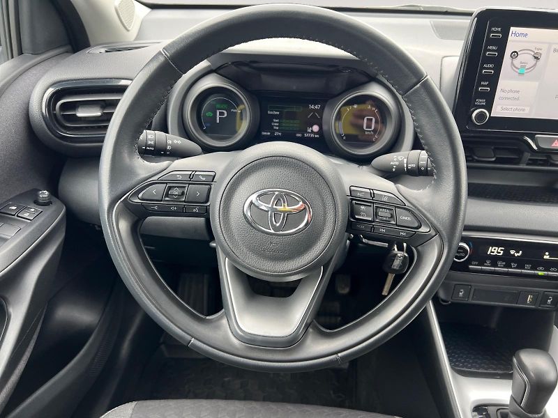Toyota Yaris (2023) HYBRID 85kW e-CVT STYLE CZ - fotka 12 z 23
