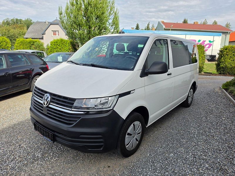 Volkswagen Transporter (2022) T6.1  2.0 TDI 9 míst - fotka 7 z 20