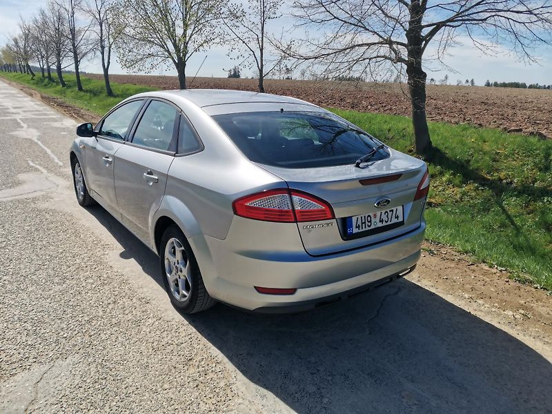 Ford Mondeo (2008) Zdarma sada zim. kol+stř.nosič - fotka 3 z 17