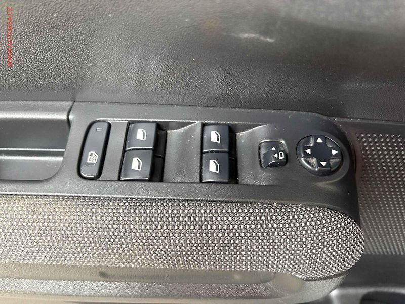 Citroën C3 Aircross (2019) 1.2 PT, Feel, park. čidla - fotka 12 z 15