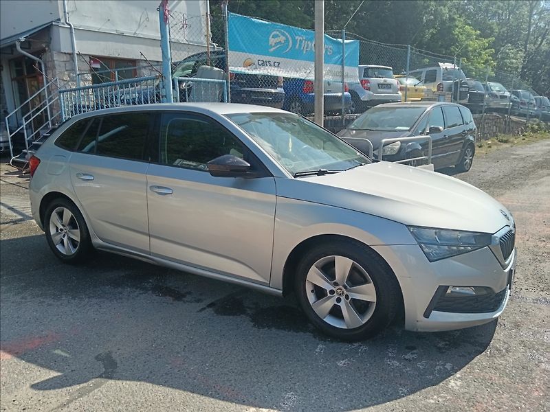 Škoda Scala 1,0 TSi  Cool Plus - fotka 14 z 21