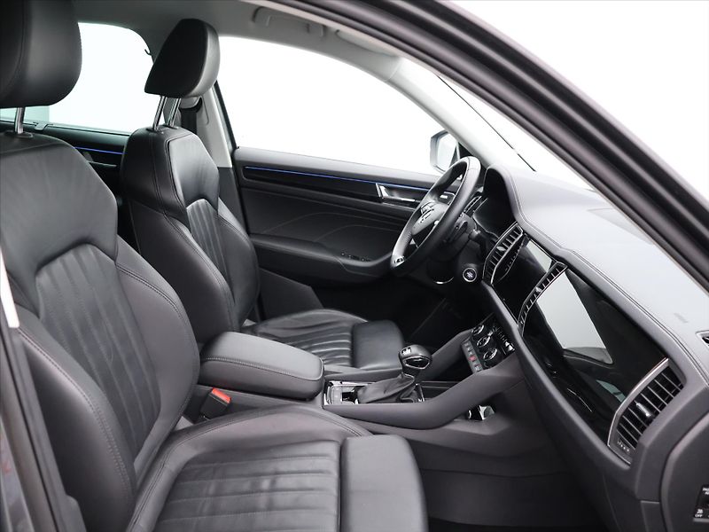 Škoda Kodiaq 2.0 TDI 147 kW L&K 4x4 DSG - fotka 11 z 31