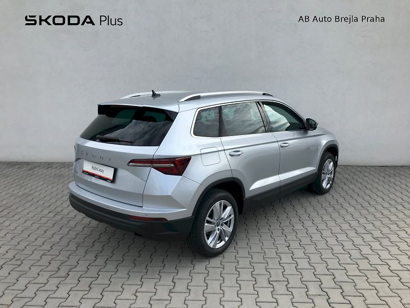Škoda Karoq (2025) SEL TS 110/1.5 A7F - fotka 2 z 27