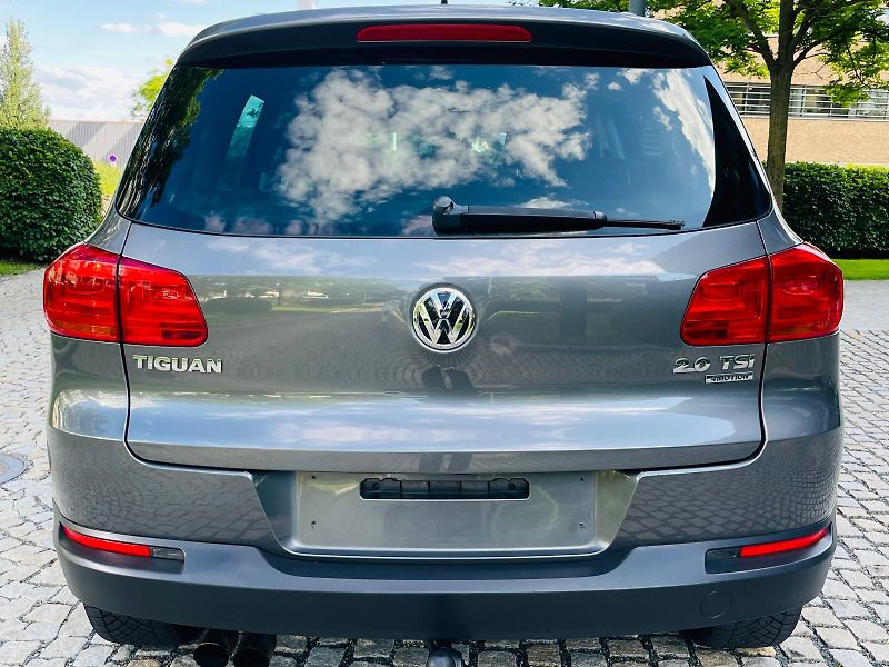Volkswagen Tiguan 2.0TSI 4x4 AUTOMA KAMERA TAŽNÉ - fotka 14 z 44