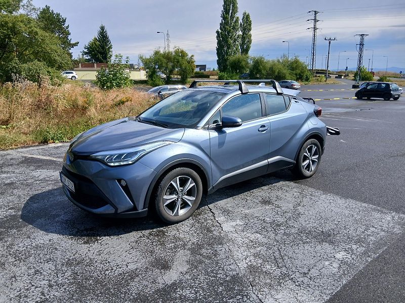 Toyota C-HR (2023) - fotka 2 z 15