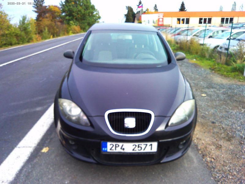 Seat Altea 1.6 i, 75 kW, klima, nová STK - fotka 8 z 19