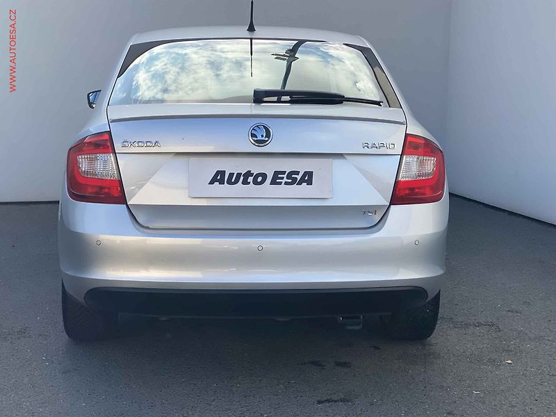 Škoda Rapid (2013) 1.4 TSi, Elegance, DSG - fotka 5 z 16