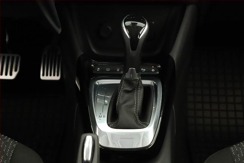 Opel Crossland X (2019) 1.2 Turbo, Automat, Tempomat - fotka 12 z 14