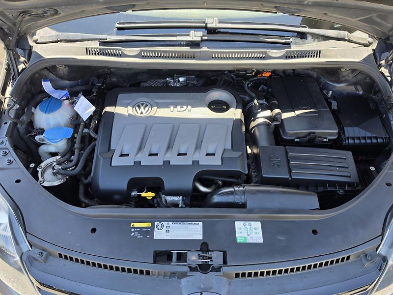 Volkswagen Golf Plus 2.0 TDI Life TZ - fotka 6 z 16