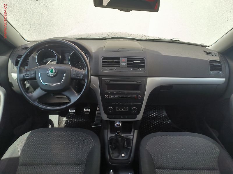 Škoda Yeti (2013) 2.0 TDi 4x4, ČR, Ambition - fotka 8 z 18