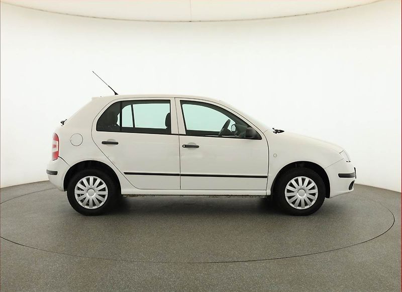 Škoda Fabia (2005) 1.2, po STK, udržované - fotka 6 z 14