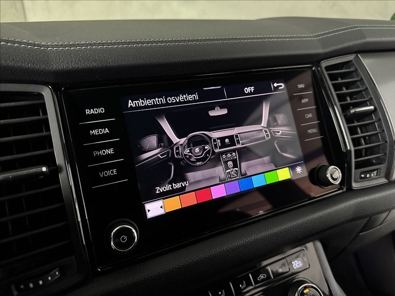 Škoda Kodiaq 1,5 TSi  DSG Clever LED Matrix - fotka 35 z 45