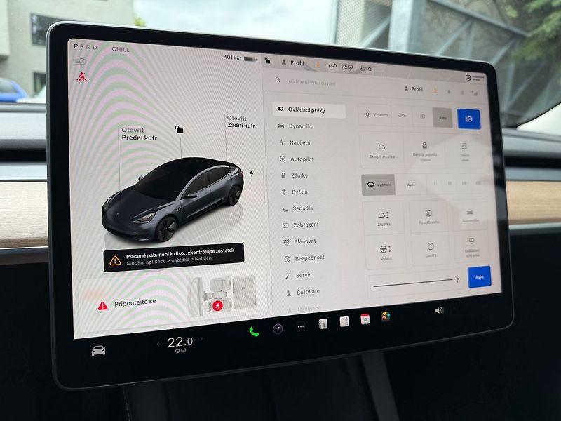 Tesla Model 3 REZERVACE - fotka 18 z 41