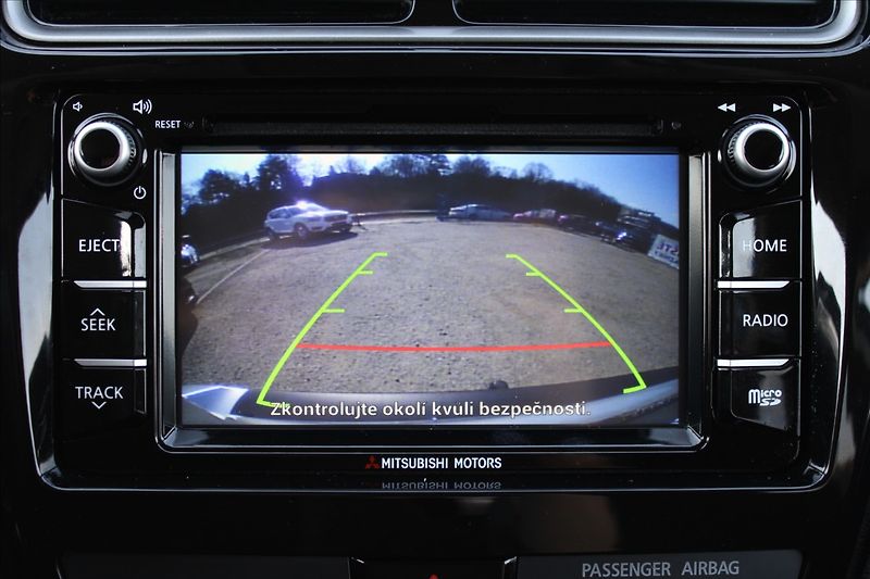 Mitsubishi ASX 1,6 MIVEC  KEYLESS,EDITION+ - fotka 13 z 40