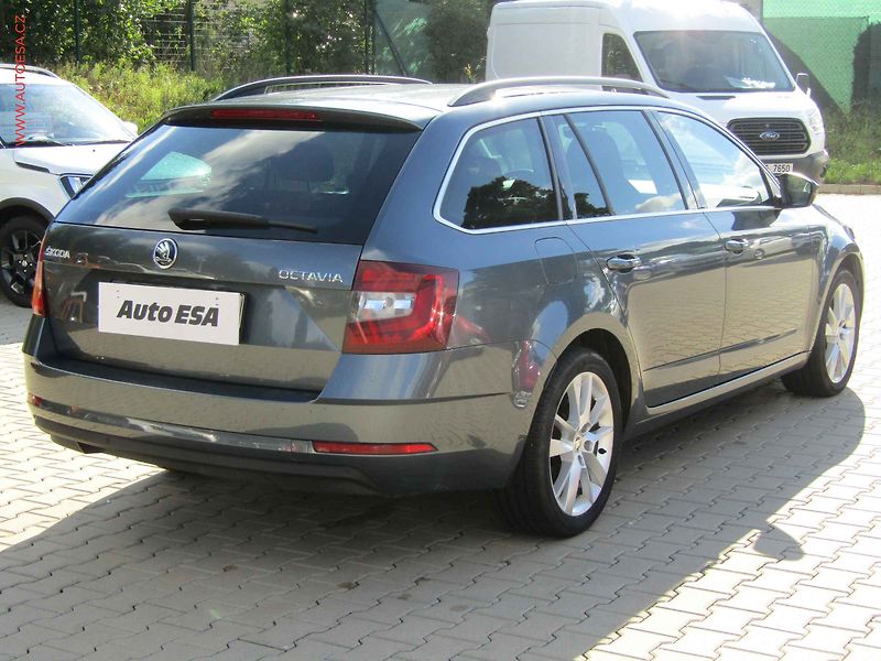 Škoda Octavia (2019) 1.6TDi, Style, DSG - fotka 4 z 17