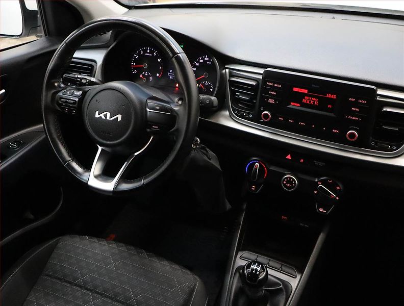 Kia Rio (2023) 1.2 DPI, ČR,1.maj, Serv.kniha - fotka 7 z 16
