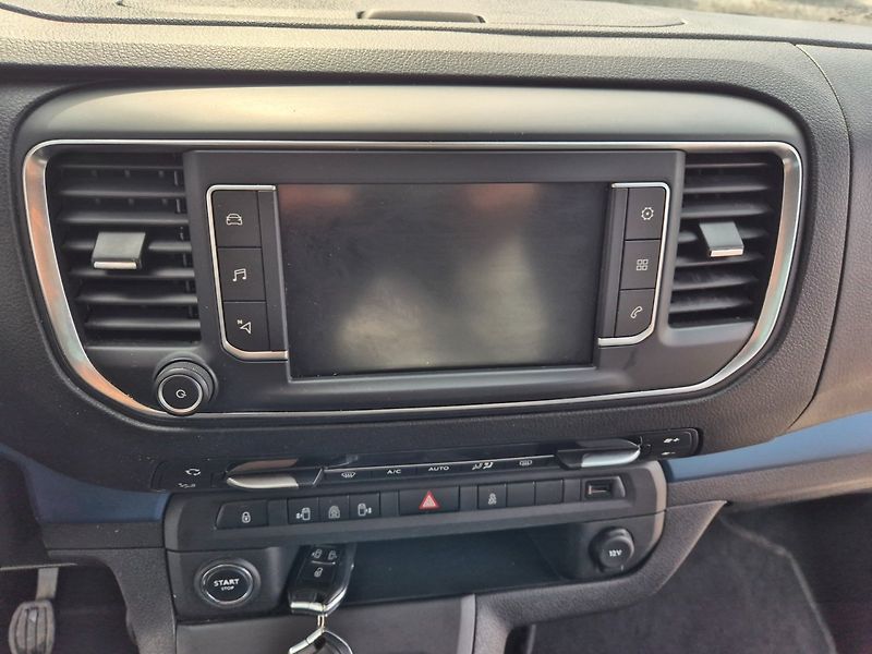 Peugeot Traveller (2018) 2.0 HDi 8 míst Odpočet DPH - fotka 22 z 26