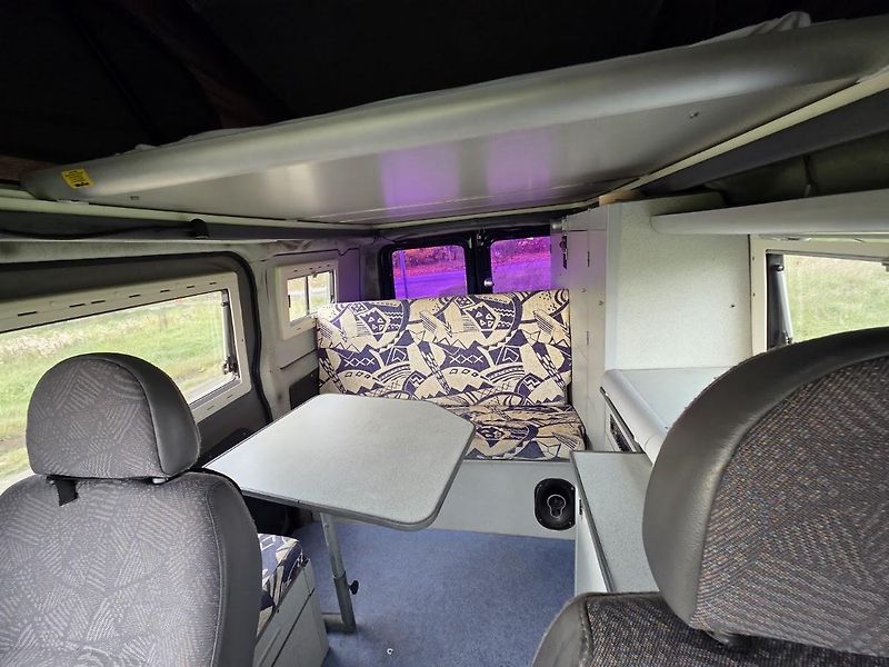 Ford Transit (2003) 2.0 Di-OR.VESTAVBA-4xSPANÍ  - fotka 23 z 35