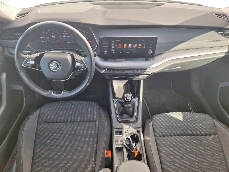 Škoda Octavia (2023) Combi / 1.5TSI / 110kW / 6MP / - fotka 13 z 30