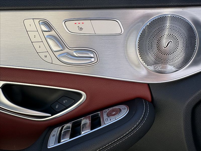 Mercedes-Benz Třídy C 2,0 C 300 d 4M ČR, 1.maj - fotka 11 z 22
