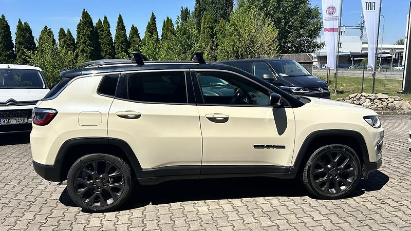 Jeep Compass 1.3T 4xe S-Limited  - fotka 7 z 14