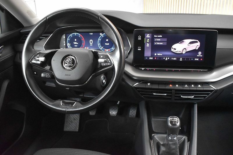 Škoda Octavia 2.0TDi*AMBITION*DPH*SERVIS - fotka 8 z 42