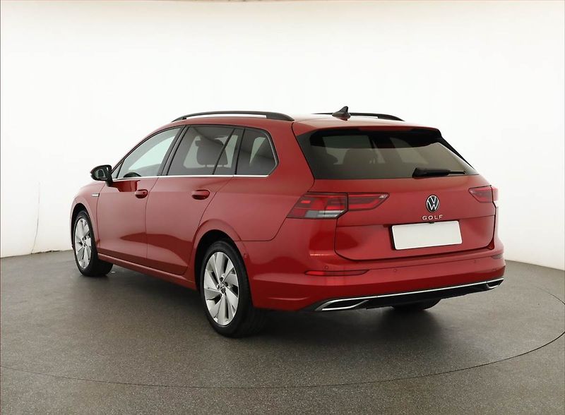 Volkswagen Golf (2021) Style 1.5 TSI, ČR,1.maj, Navi - fotka 4 z 21