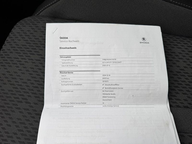 Škoda Octavia (2022) 2.0TDi DSG LED Navi Kamera - fotka 31 z 50