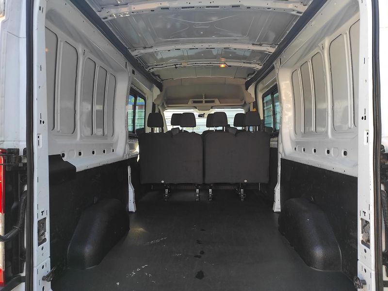 Ford Transit 2,0TDCi 7 míst, L3,ČR,Tempomat - fotka 24 z 24