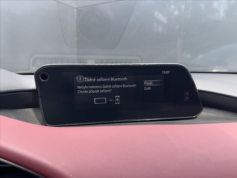 Mazda 3 2,0 Skyactiv-X 132kW GT+ - fotka 20 z 29