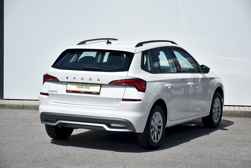 Škoda Kamiq (2024) Fresh 1.0 TSI 81kW - fotka 9 z 32