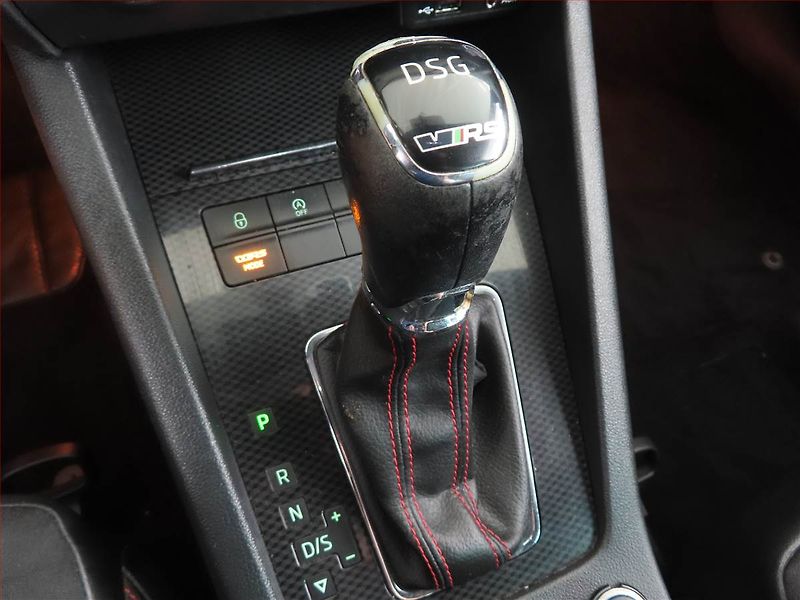 Škoda Octavia (2017) RS 2.0 TDI, Automat, Navi - fotka 13 z 15