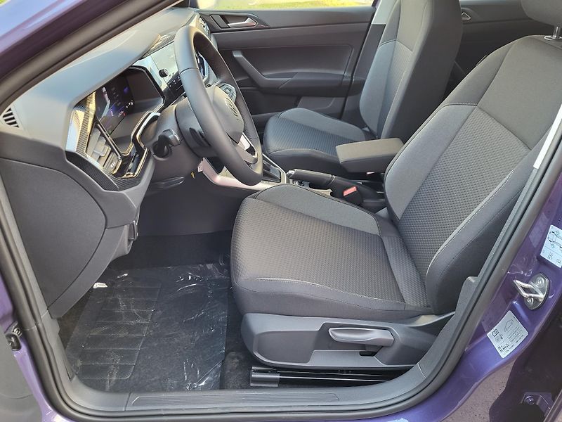 Volkswagen Polo (2025) People 1,0TSI 70kW 7DSG- nové - fotka 8 z 26
