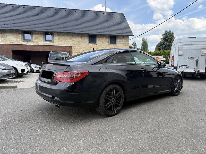 Mercedes-Benz Třídy E E 350  - fotka 4 z 20