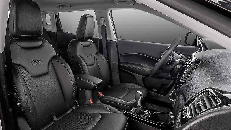Jeep Compass.