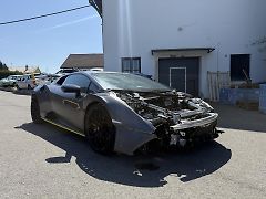 Lamborghini Huracán STO - 60 ANNIVERSARIO - fotografie inzerátu