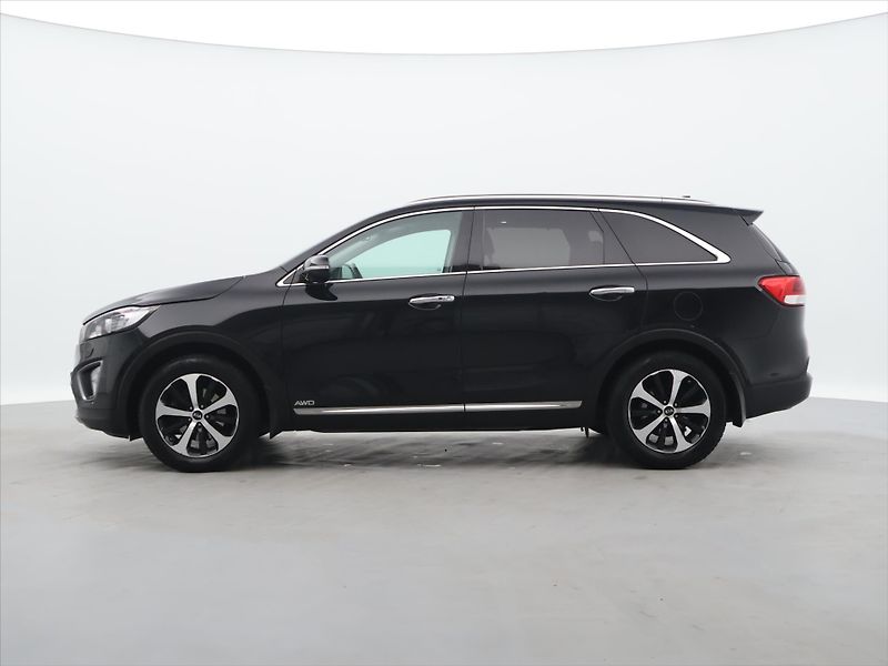 Kia Sorento 2.2 CRDI 147kW Exclusive 4x4 - fotka 4 z 33
