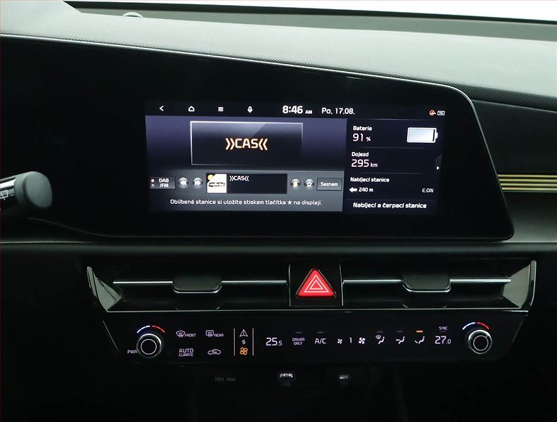 Kia Niro (2023) EV, SoH 100% - fotka 12 z 18