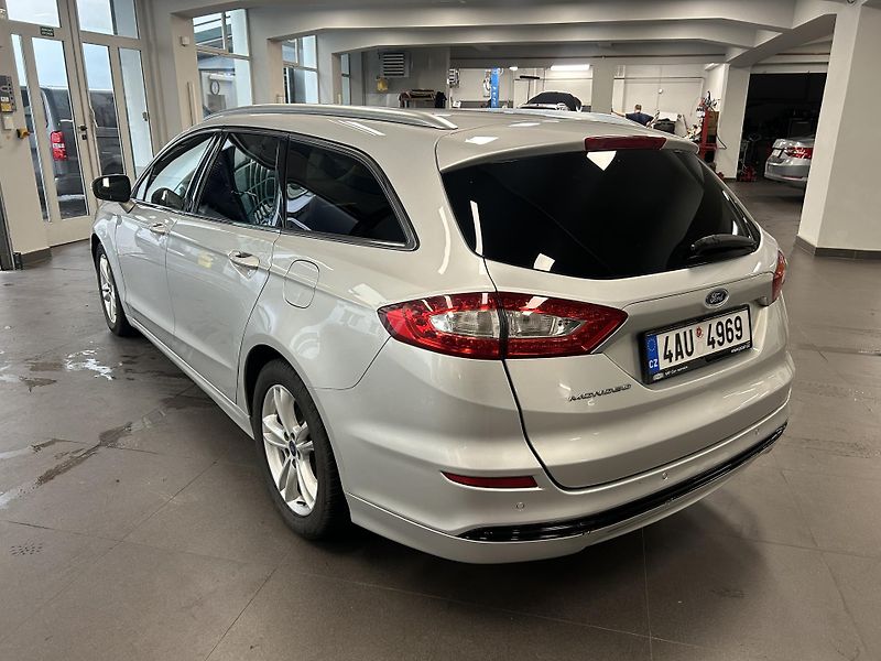 Ford Mondeo (2015) 2.0TDCi Aut Titanium LED 110kW - fotka 3 z 26