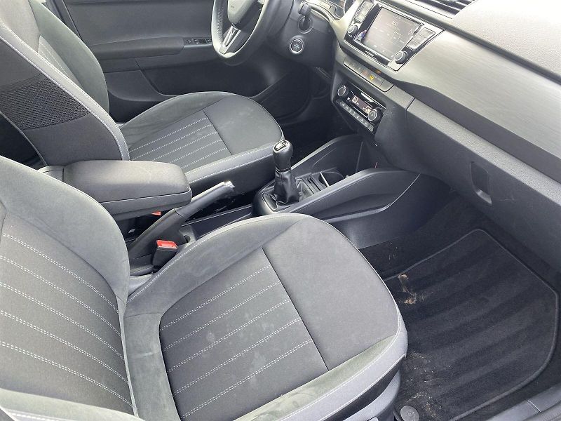 Škoda Fabia (2019) 1.0 TSI Style - fotka 7 z 31