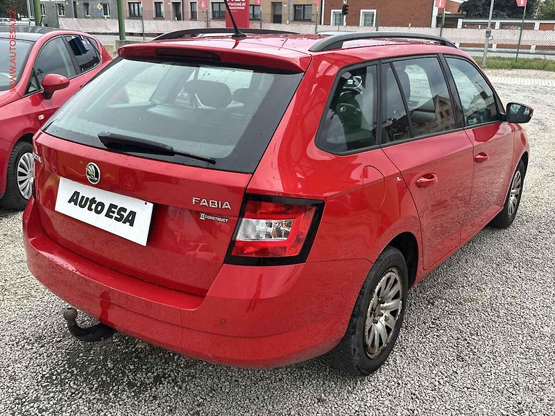 Škoda Fabia (2015) 1.2TSi, ČR, Style - fotka 4 z 19
